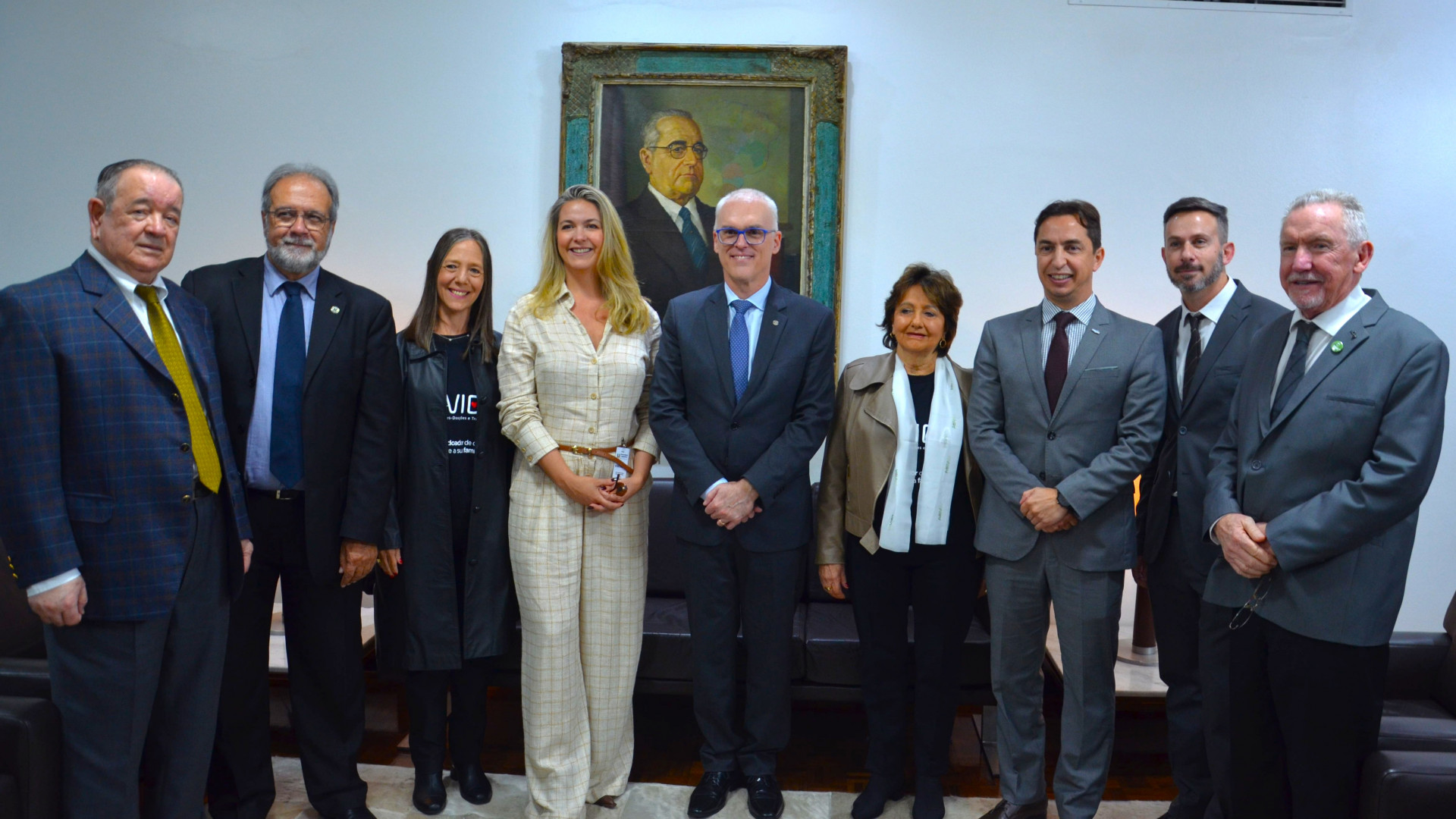 /arquivos/ViaVida é homenageada pelos 25 anos de atuação na Assembleia Legislativa com presença da AMP/RS /arquivos/DSC_5802