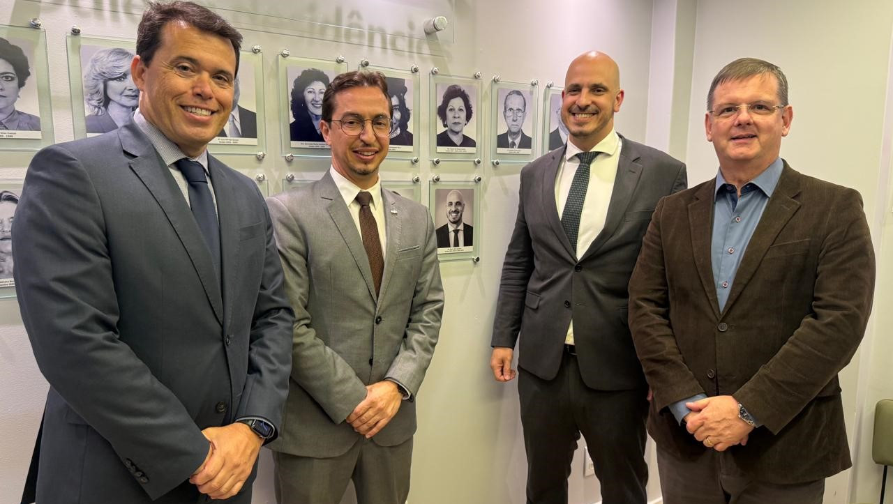 /arquivos/Capa-ADPERGS