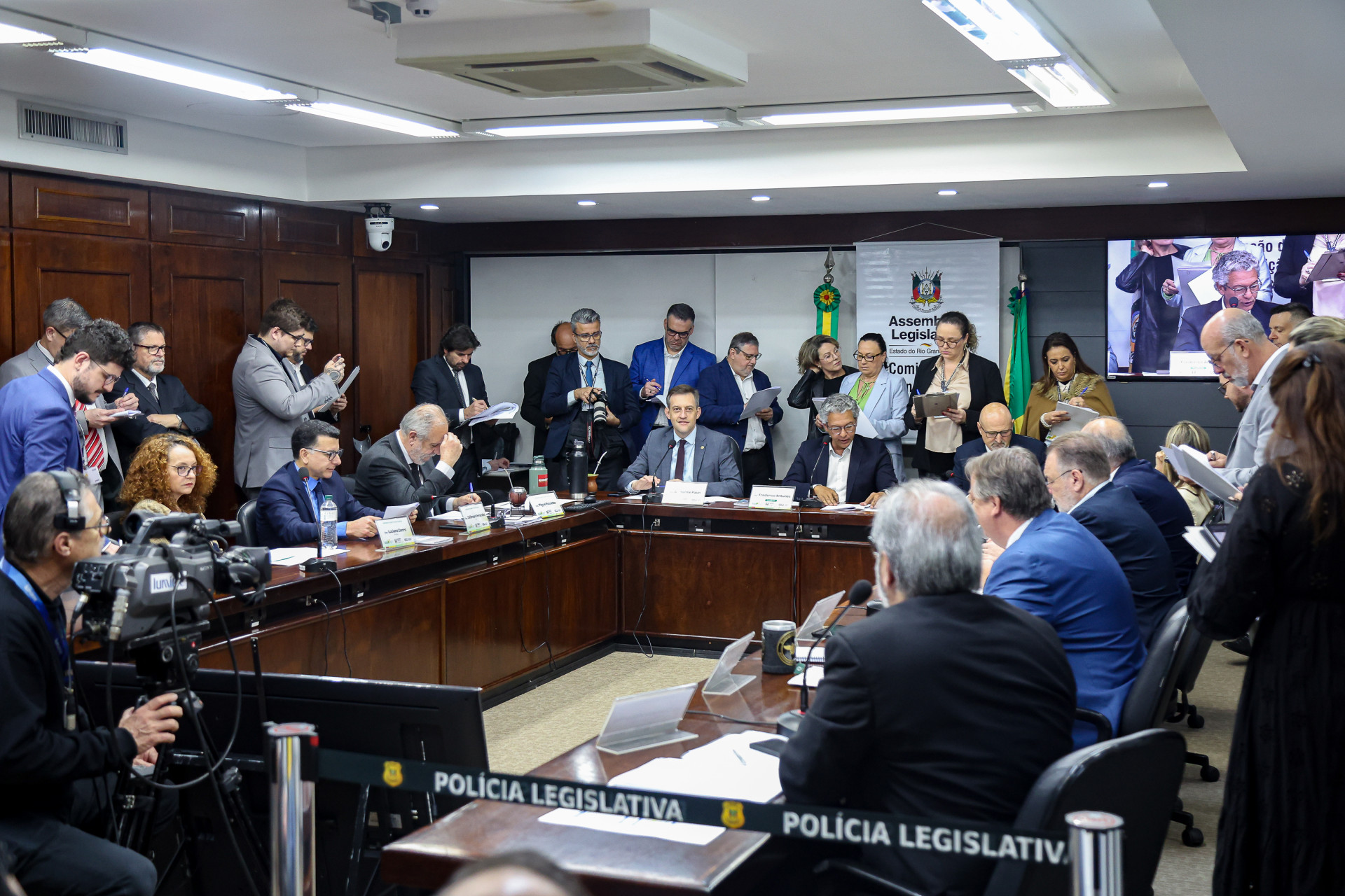 /arquivos/Diretoria Executiva da AMP/RS acompanha projeto de lei na CCJ da Assembleia Legislativa /arquivos/CCJ3