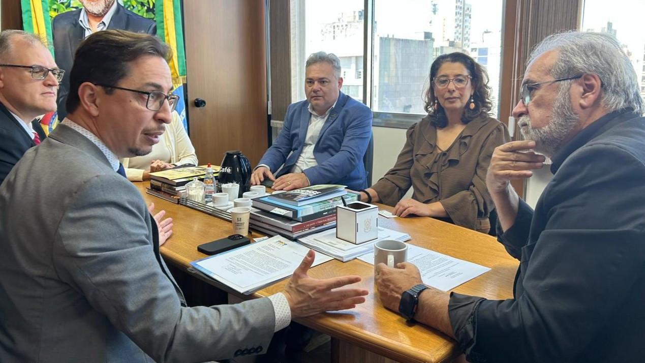/arquivos/União Gaúcha entrega proposta de reajuste a pensionistas e recebe apoio de Gustavo Victorino /arquivos/capa